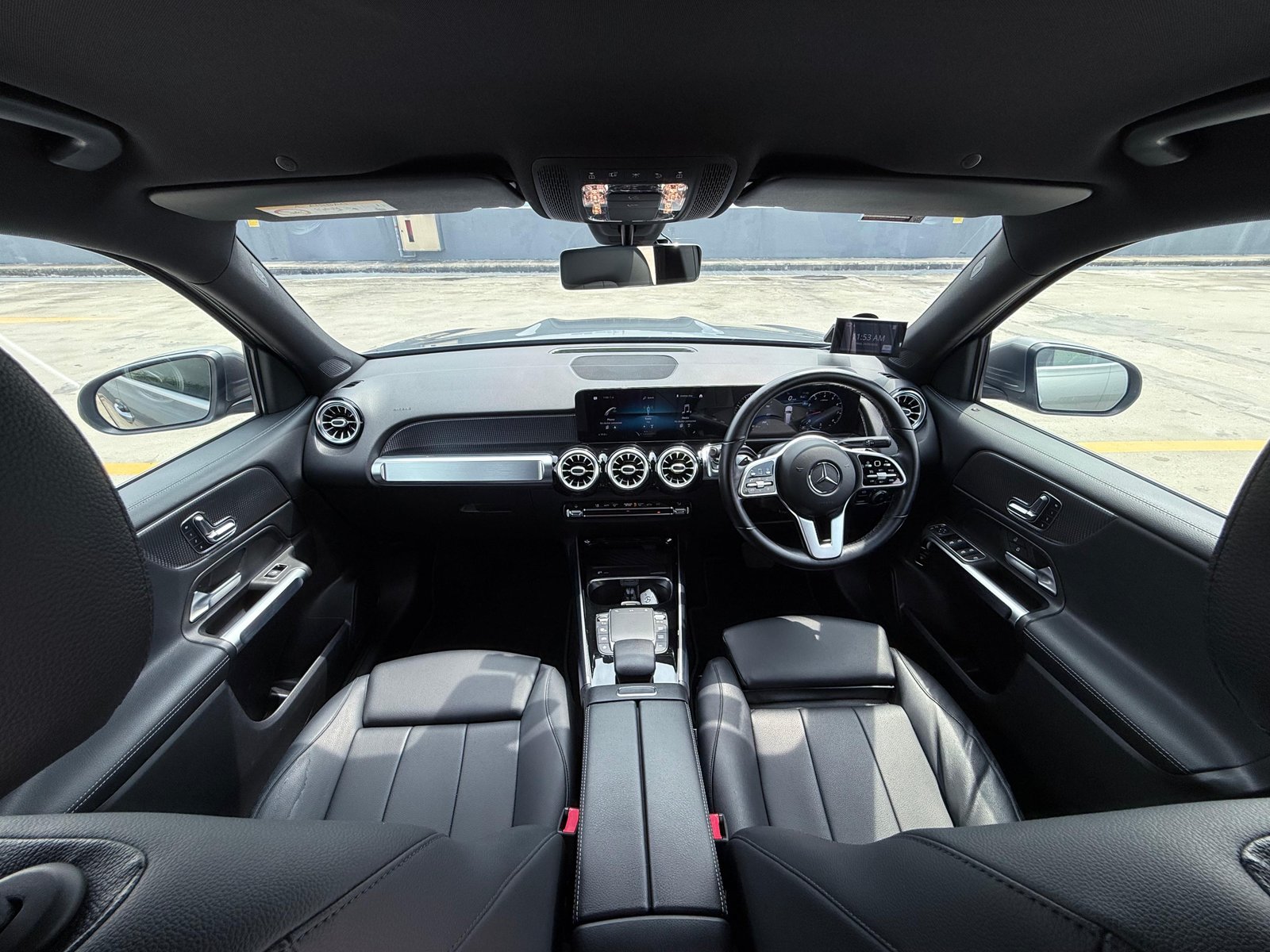 Mercedes-Benz GLB180 Progressive photo 5